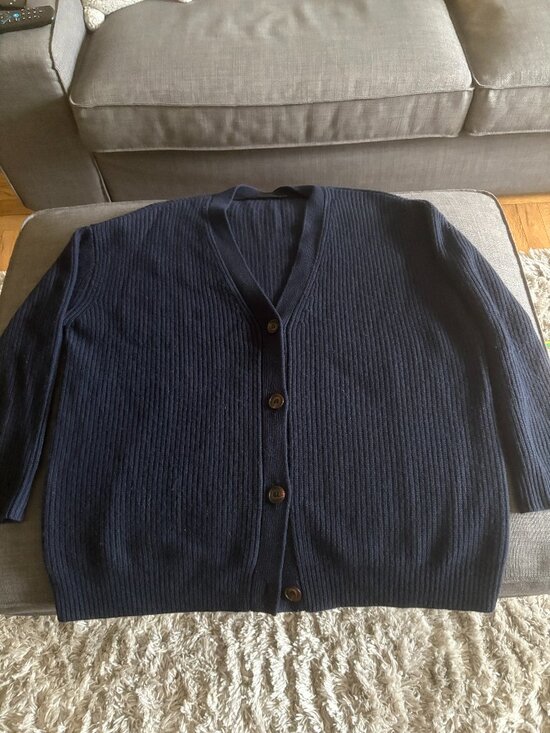 Jenni Kayne Sweaters - Jenni Kayne Navy Cashmere Sweater - XS - Excellent Condition